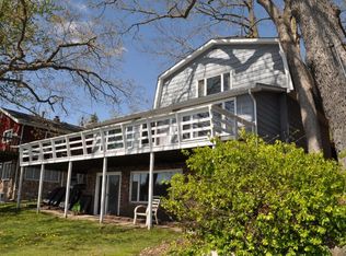 N8206 High Ridge Dr, Elkhorn, WI 53121