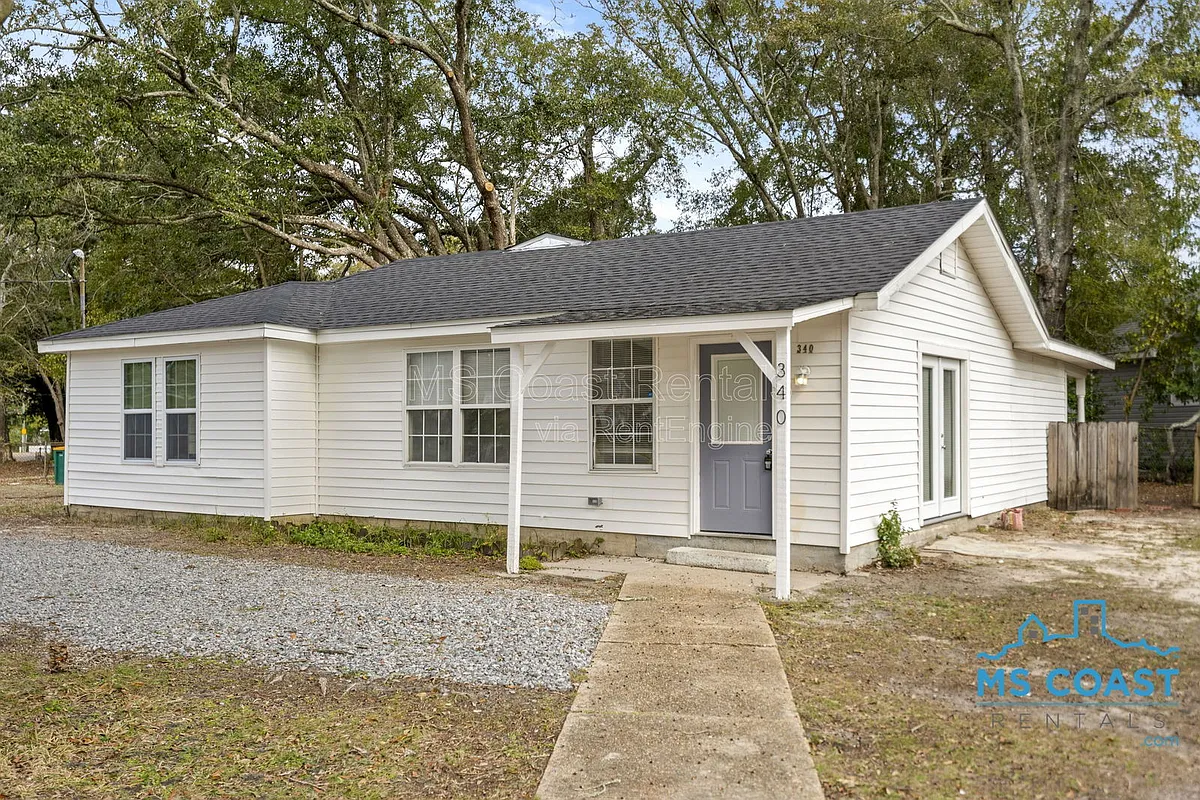 Building Photo - 340 Hiller Dr