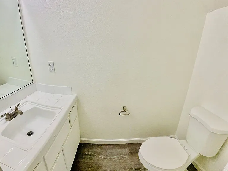 Sonata Apartments — Photo 11