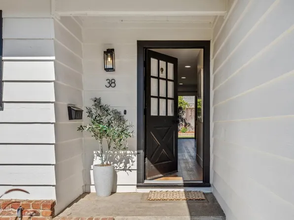 38 Seamast Passage, Corte Madera, CA 94925