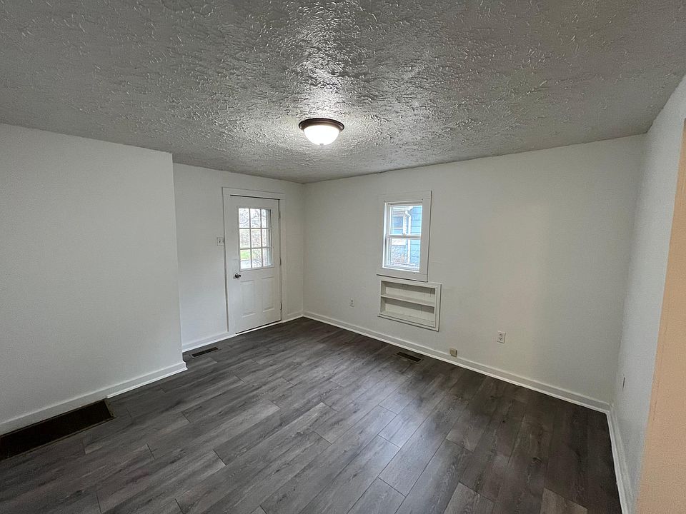 2nd image of 1308 Cincinnati Ave #1308