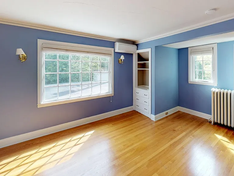 2371 SW Montgomery Dr — Photo 11