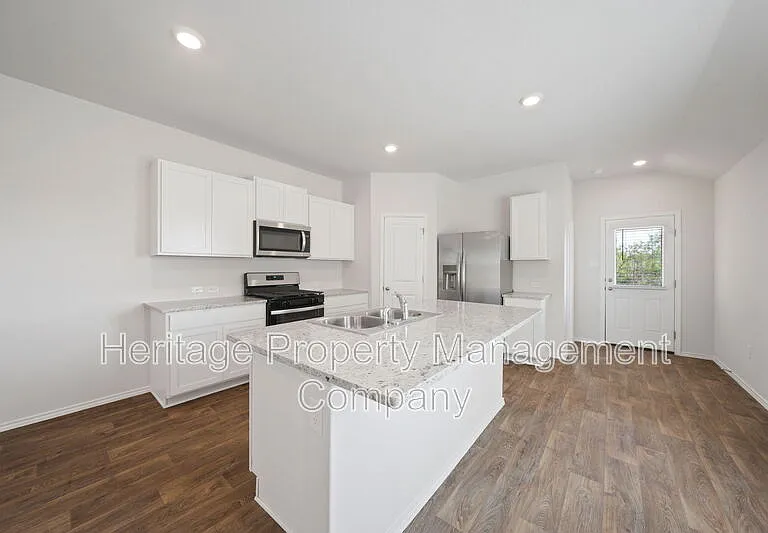 15706 Clove Spice Way — Photo 8