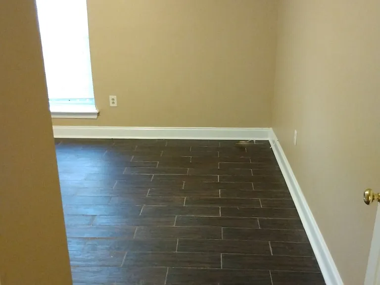 4425 Sonfield St — Photo 9