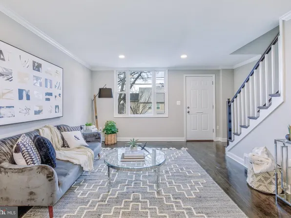 4003 Ames St NE, Washington, DC 20019