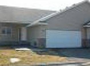 513 Amber Ln, Buffalo, MN 55313