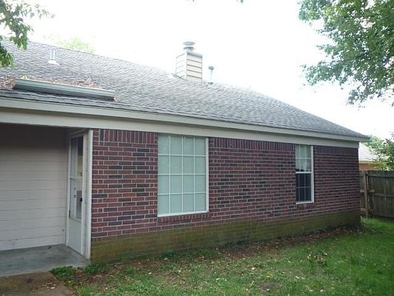 2nd image of 2649 Appling Glen Dr