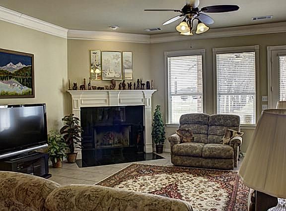 2nd image of 452 Westward Dr