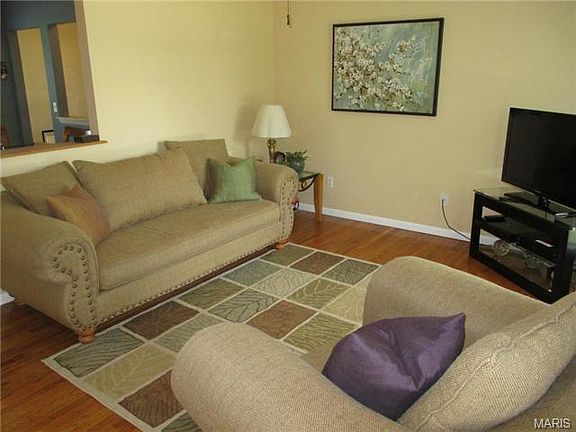4th image of 815 Trojan Cir