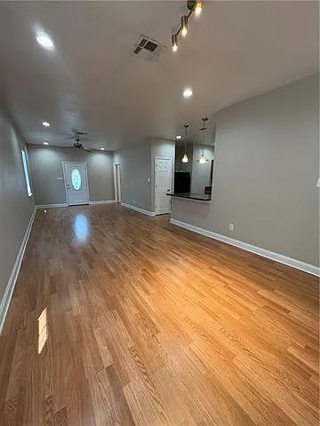 519 Fairmont St — Photo 6