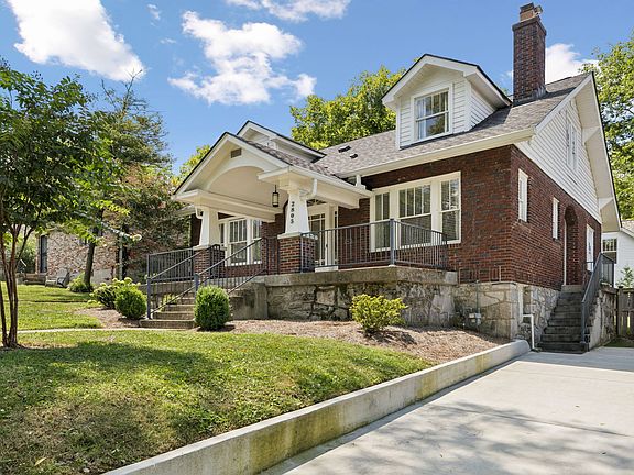 2nd image of 2805 Brightwood Ave