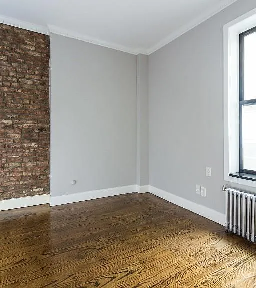 334 E 100th St #2C — Photo 5