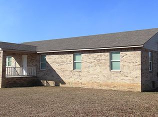 602 W Avenue A, Hooks, TX 75561