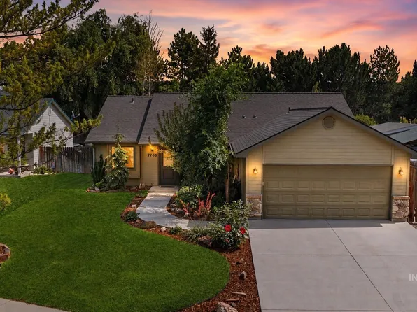 7766 Arlington Dr, Nampa, ID 83687