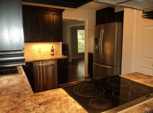 20582 Tontogany Creek Rd, Bowling Green, OH 43402