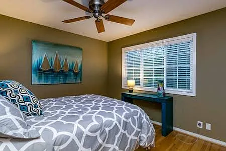 220 Greenridge Dr — Photo 16