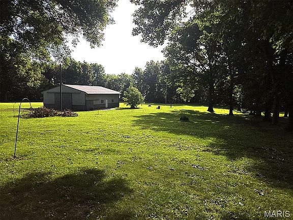 2nd image of 21104 4th St
