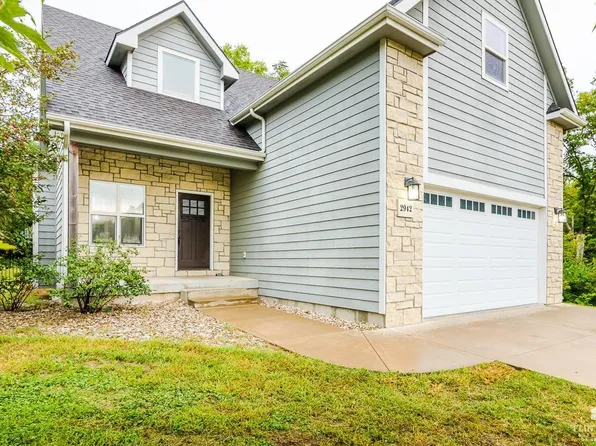 2942 Marlatt Ave, Manhattan, KS 66502