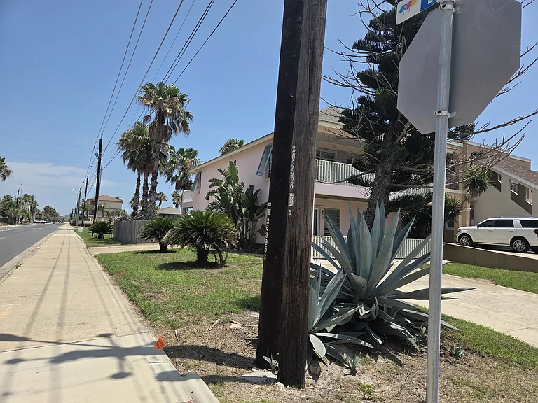 108 W Capricorn Dr — Photo 12