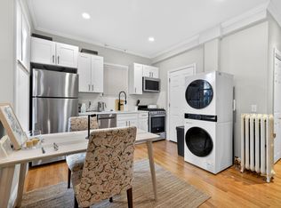 1576 Cambridge St #2R, Cambridge, MA 02138