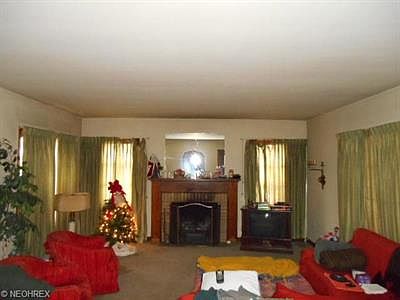 2nd image of 171 West St