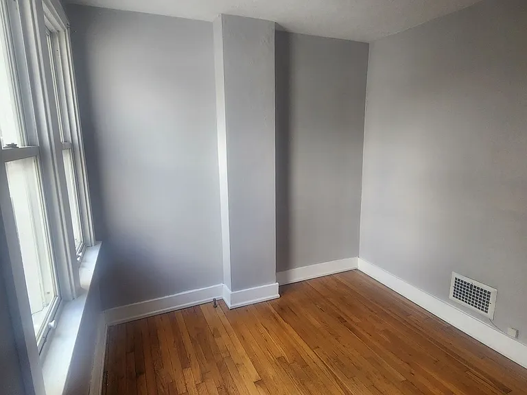 517 Summerlea St — Photo 19