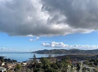 32 Via Navarro, Kentfield, CA 94904