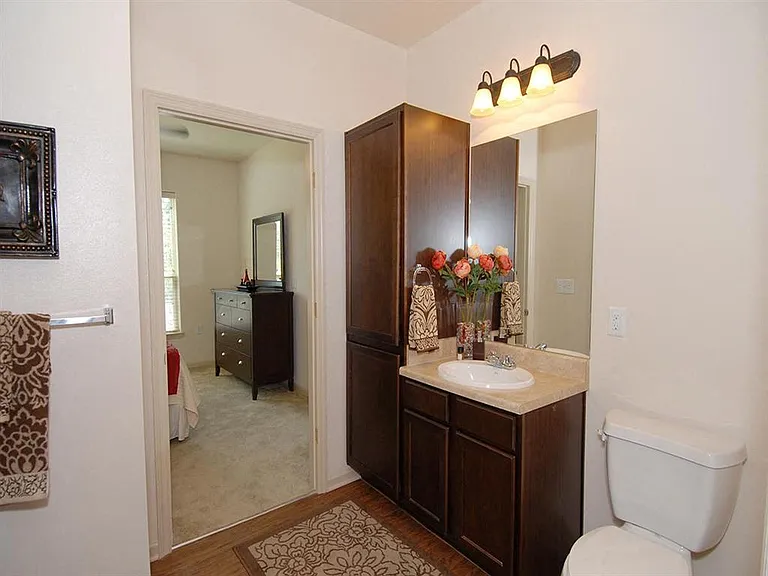 Abita View Apartments — Photo 8