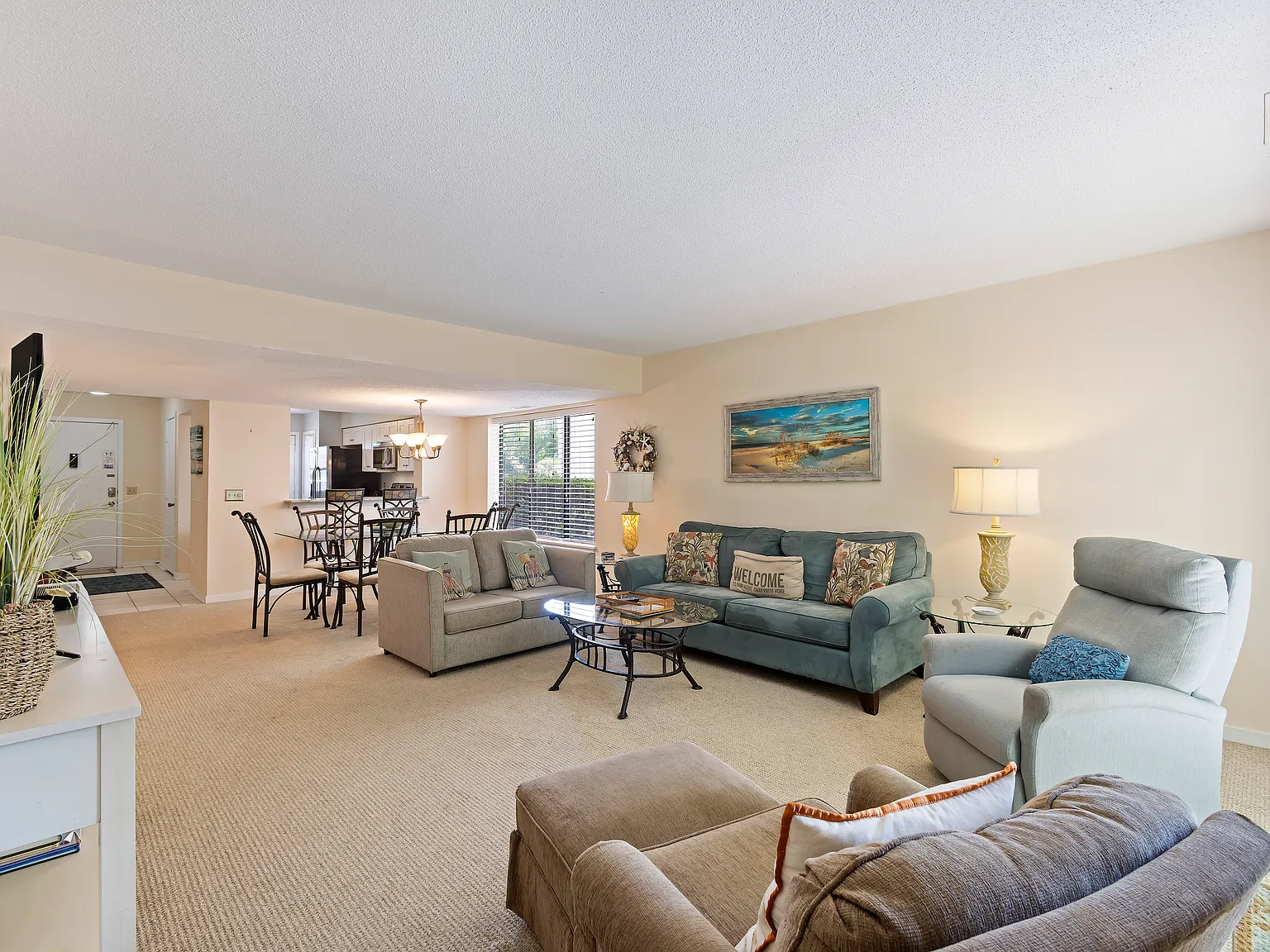 2 bed, 1346 sqft, $2,200 — Photo 1