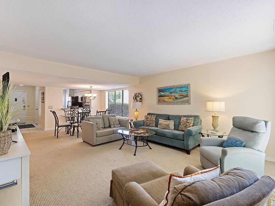 1st image of 15 Deallyon Ave APT 34