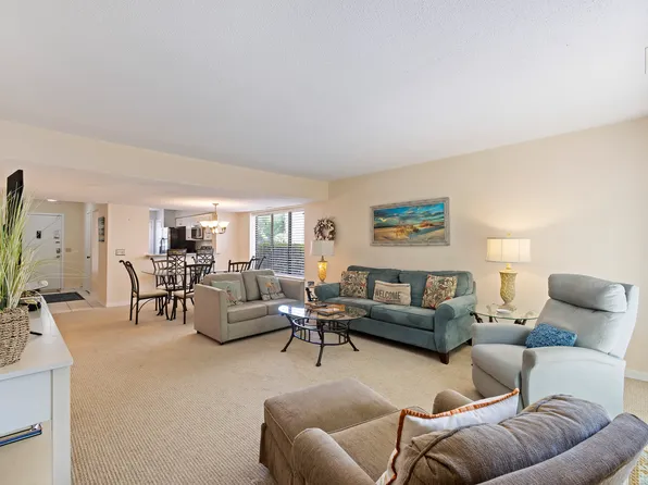 15 Deallyon Ave APT 34, Hilton Head Island, SC 29928