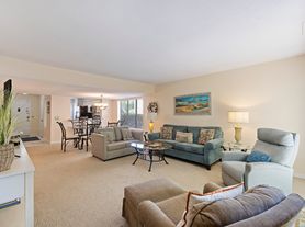 15 Deallyon Ave, Hilton Head Island, SC