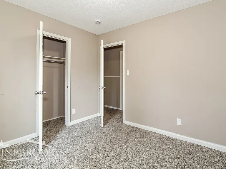 454 Mulligan Dr — Photo 12