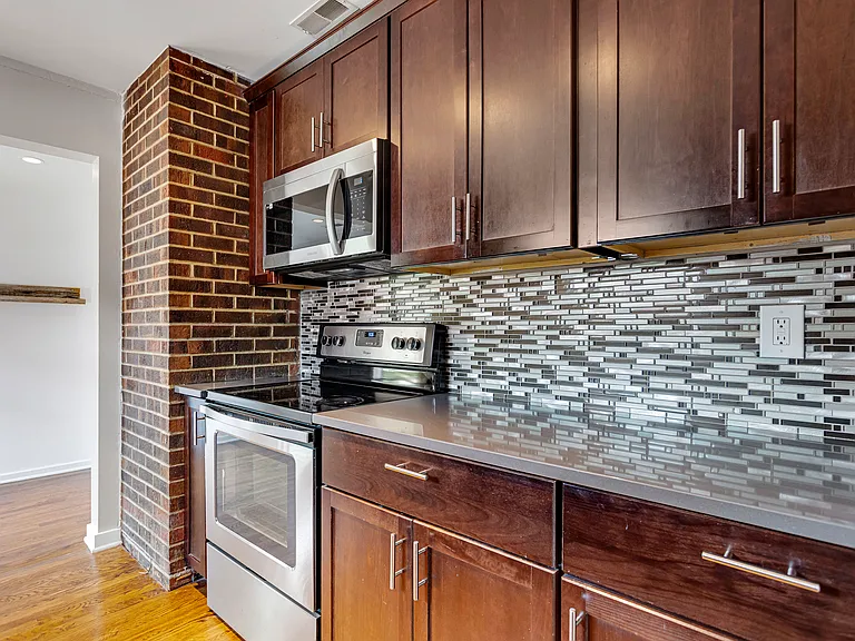 5025 Grand Ave #2 — Photo 3