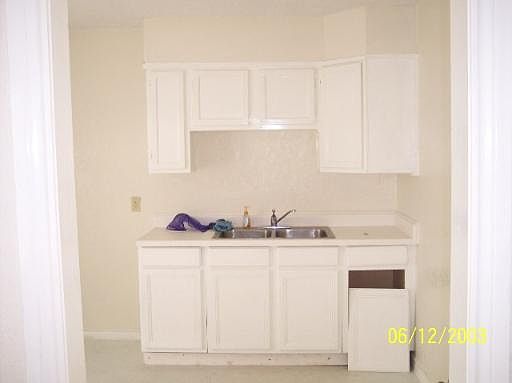 3rd image of 502-504 WALTON AVE