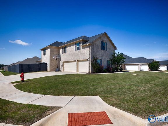 3rd image of 26442 Ashland Ridge Ln