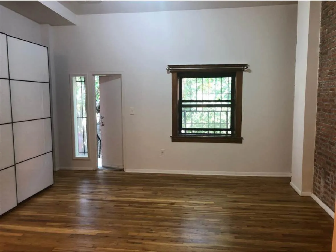 269 Vanderbilt Avenue #2 in Clinton Hill, Brooklyn | StreetEasy