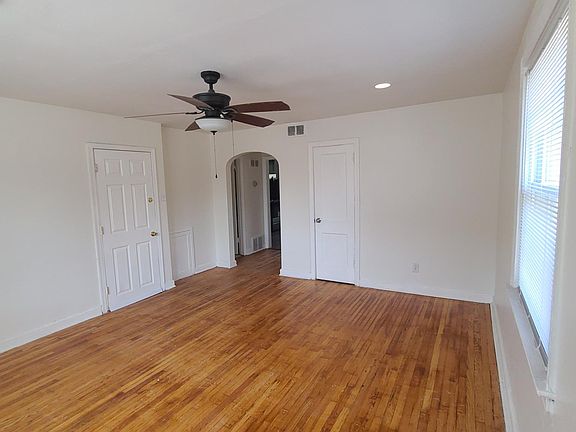 4th image of 6301 Morton St #A