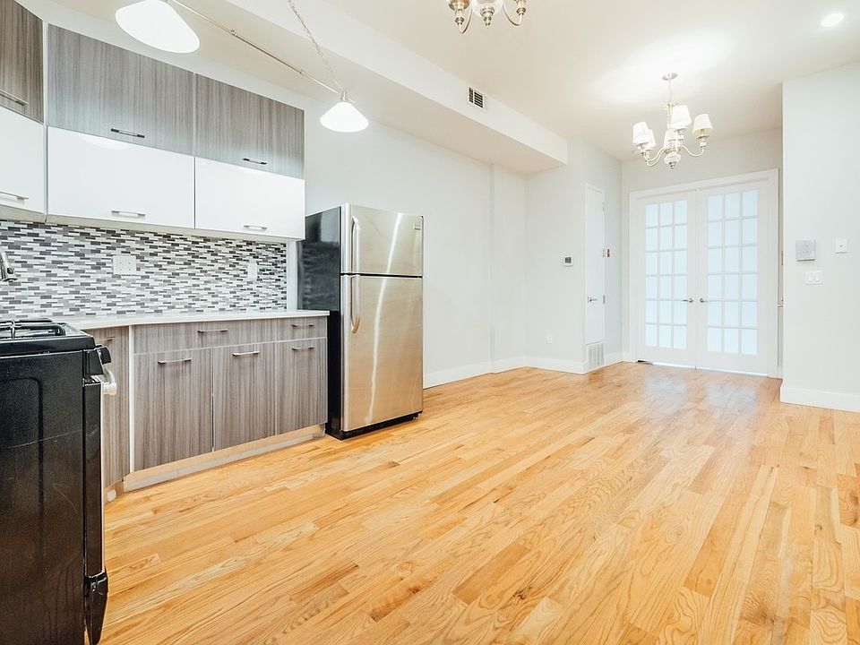 1st image of 219 Troutman St #1F