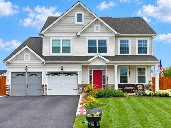 1905 Edgewood Dr, Shippensburg, PA 17257