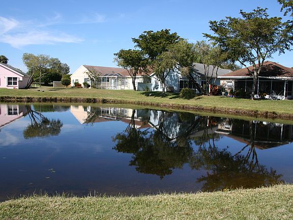 2nd image of 13901 Oneida Dr