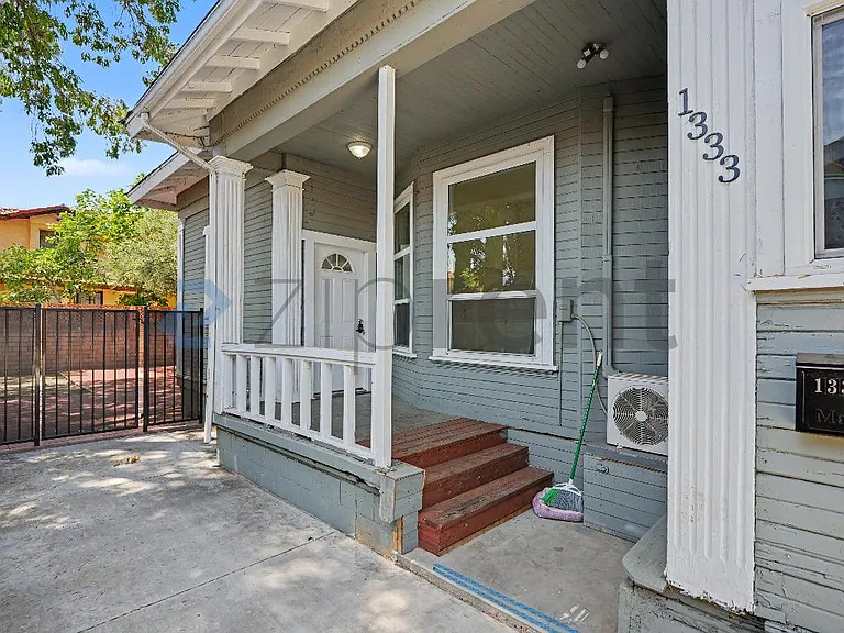 1331 S Park Ave #1333 — Photo 2