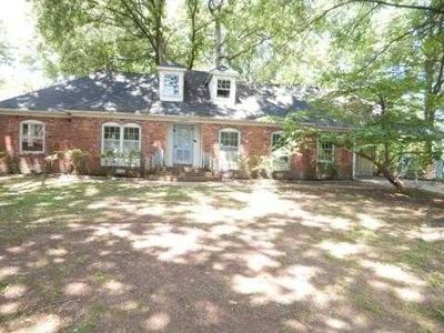 1622 E Raines Rd, Memphis, TN, 38116