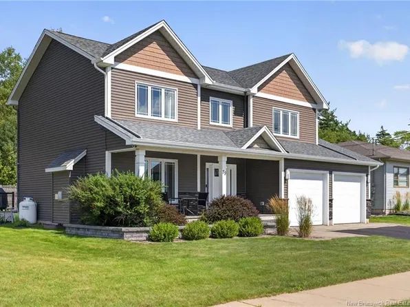 59 Wilmington Dr, Moncton, NB E1A 9L3