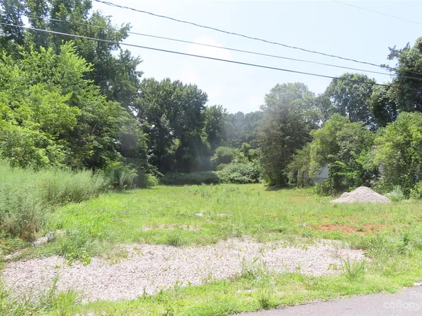 4825 Hamilton Cir, Charlotte, NC 28216