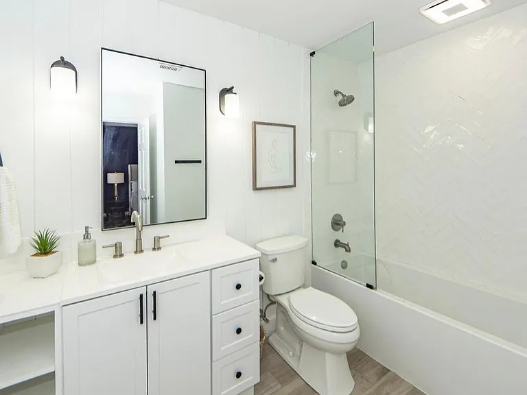 955 Cottingham Dr — Photo 9