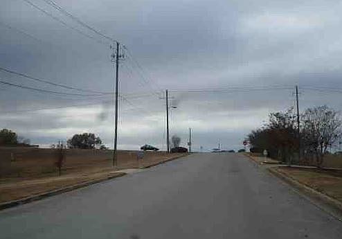 5th image of 844 Farmdale Dr