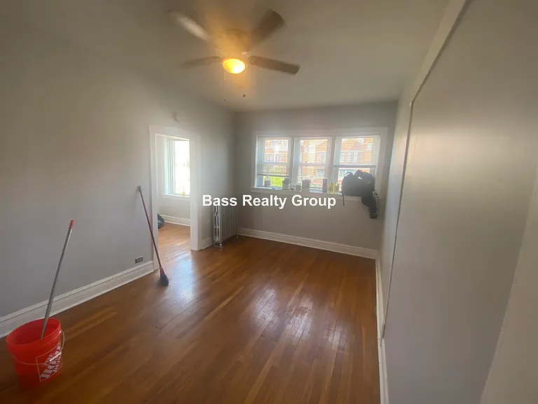 7752 N Eastlake Ter #3A — Photo 2