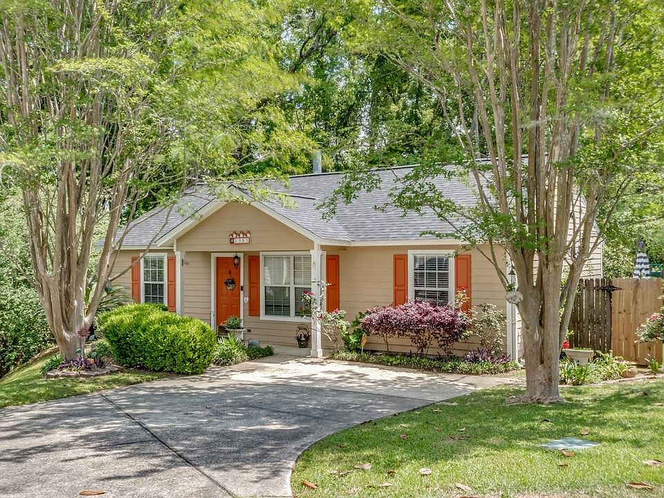 1st image of 1385 Idlewild Dr