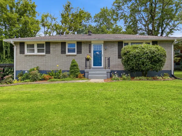 5001 Bonnawell Dr, Hermitage, TN 37076